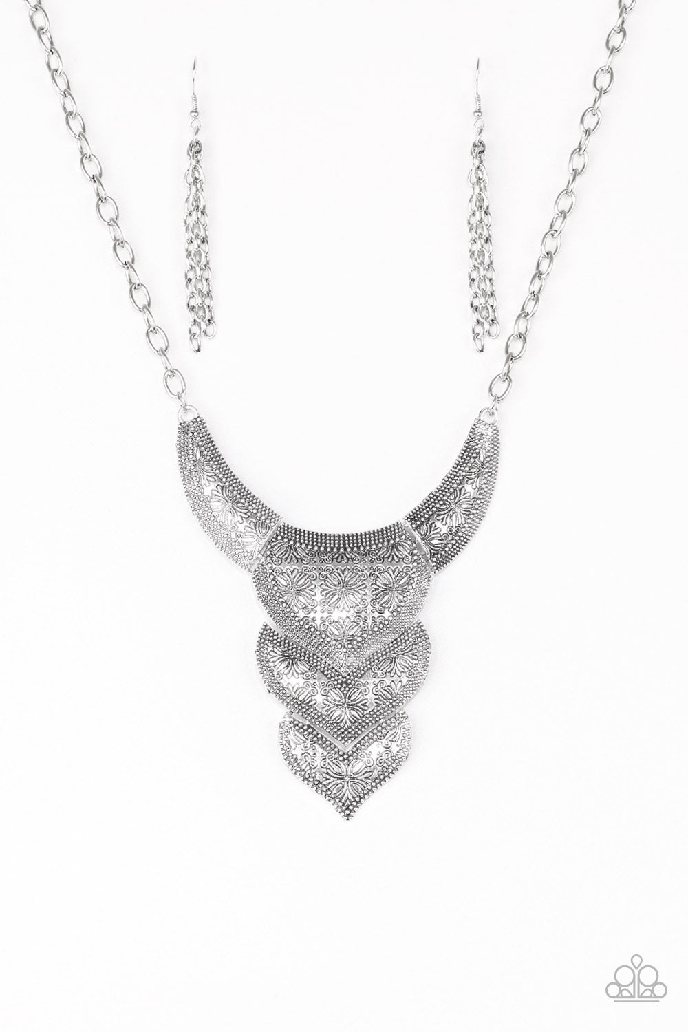 Texas Temptress - Silver - Paparazzi Accessories
