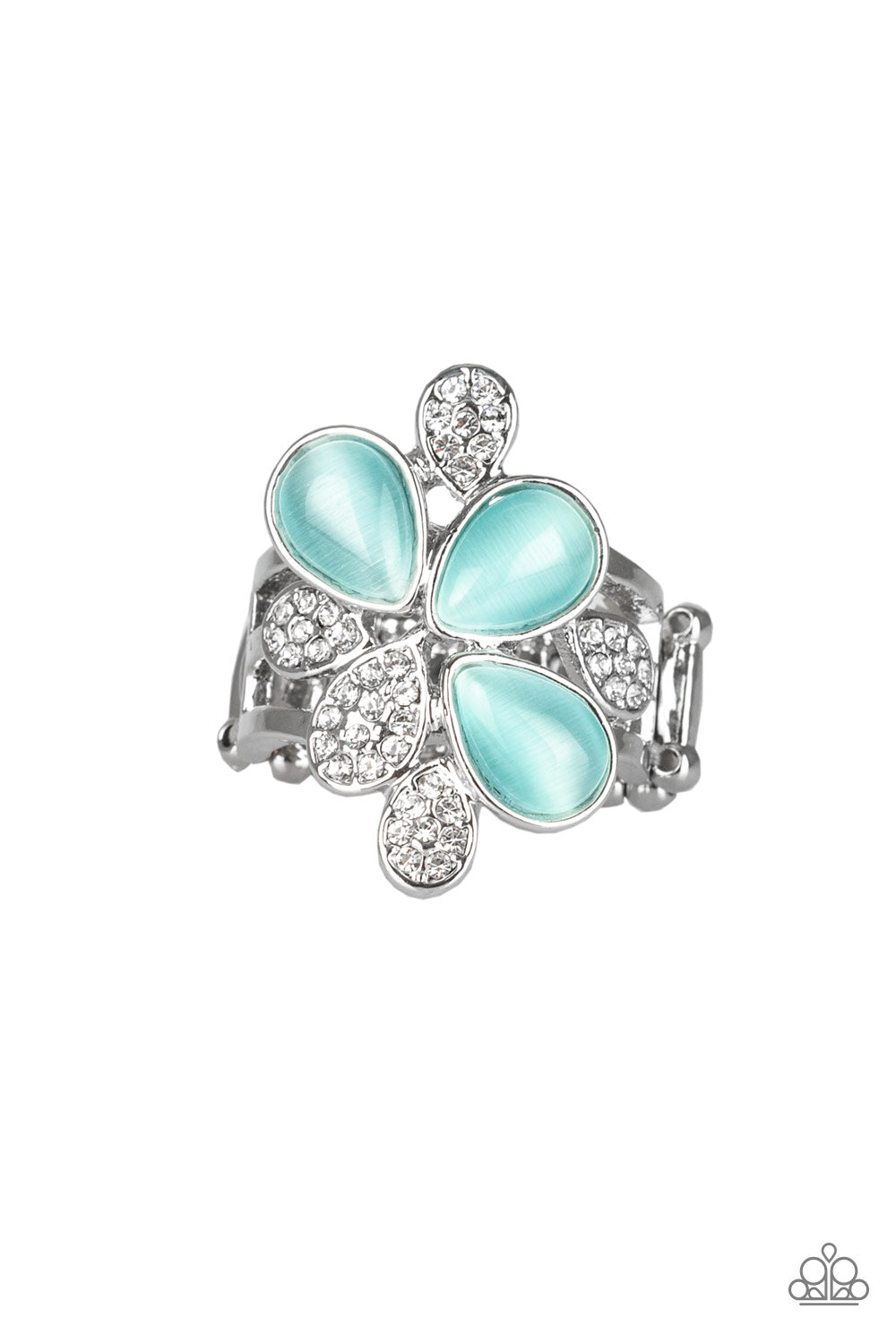 Diamond Daisies - Blue Ring - Paparazzi Accessories