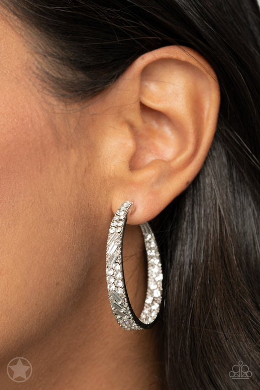 GLITZY By Association - Paparazzi Accessories
